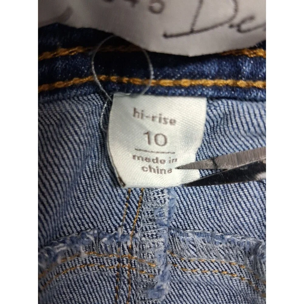 Cato's Womens 10 Cropped Capri Blue Jeans Ruffle Casual Work festival boho - Picture 6 of 8
